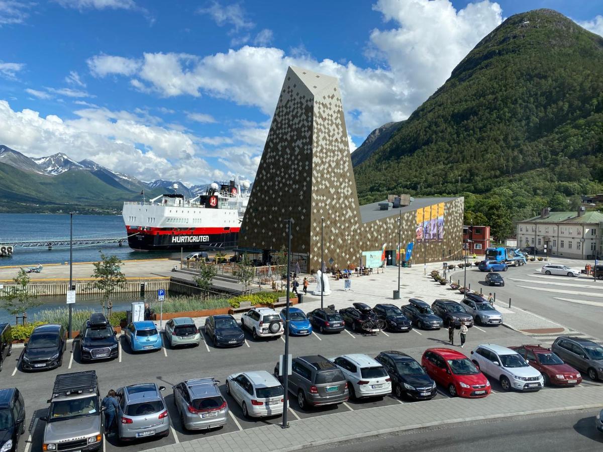 Andalsnes Sentrum Apartment No1 Esterno foto